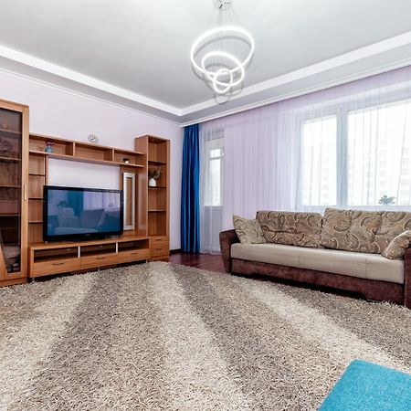 אסטנה Апартаменты 2Day Apart У Байтерека מראה חיצוני תמונה